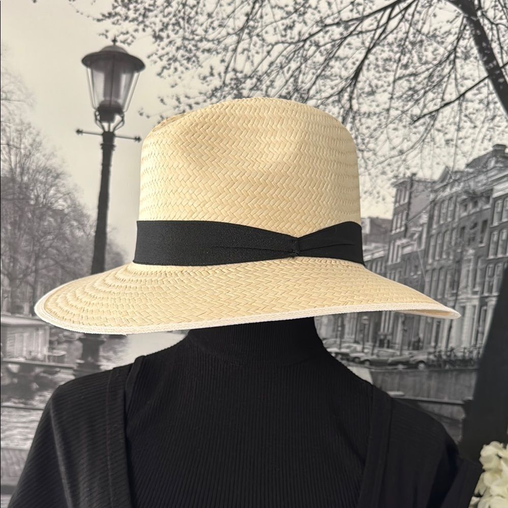 Tauro Women Men Unisex Genuine Panama Hat 100% Iraca Handmade khaki Black